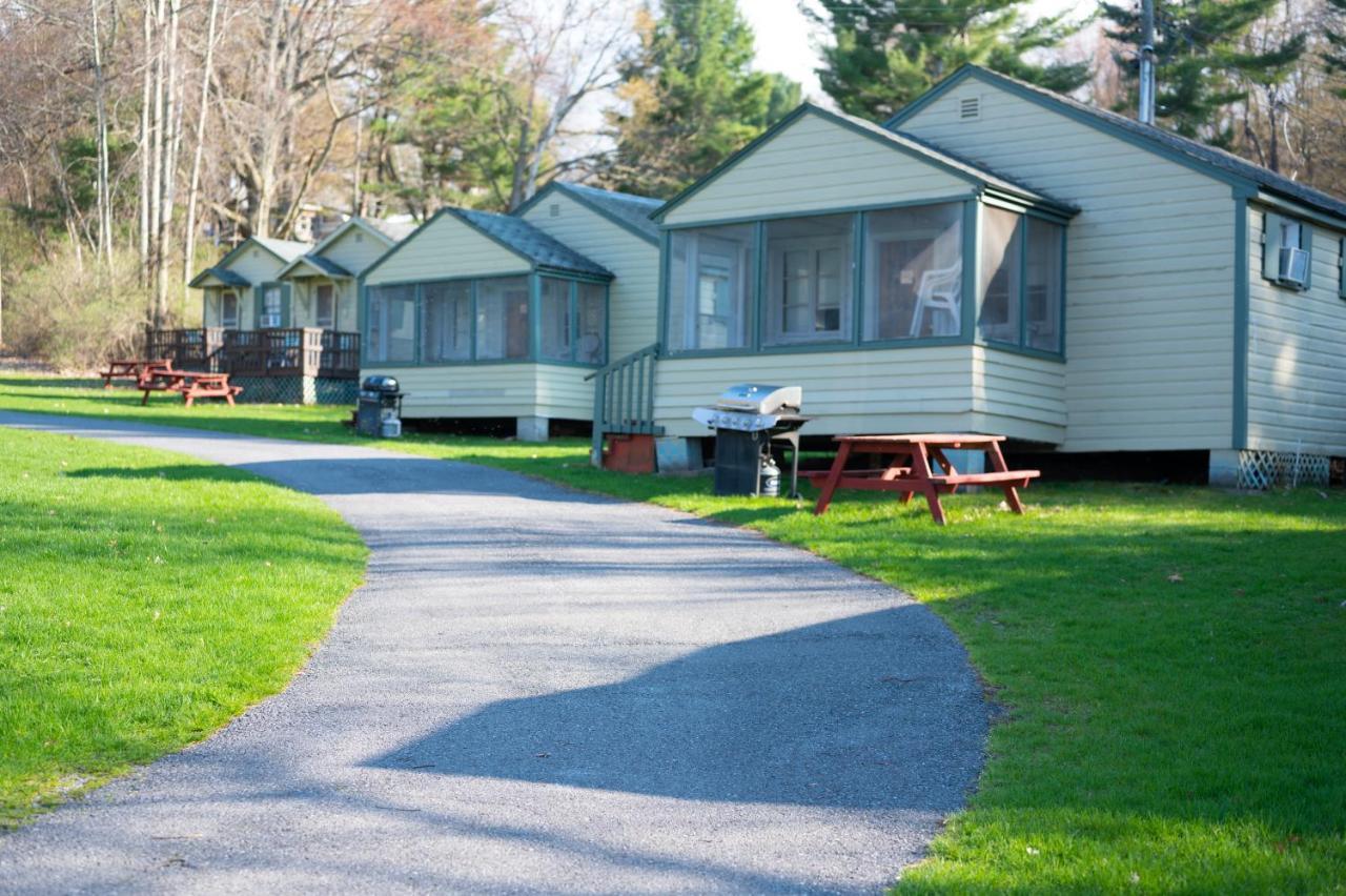 Fair Wind Motel And Cottages Clayton Exteriér fotografie